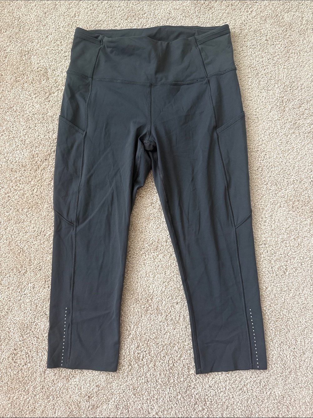 Lululemon Fast & Free Crop II Nulux 19" Deep Coal